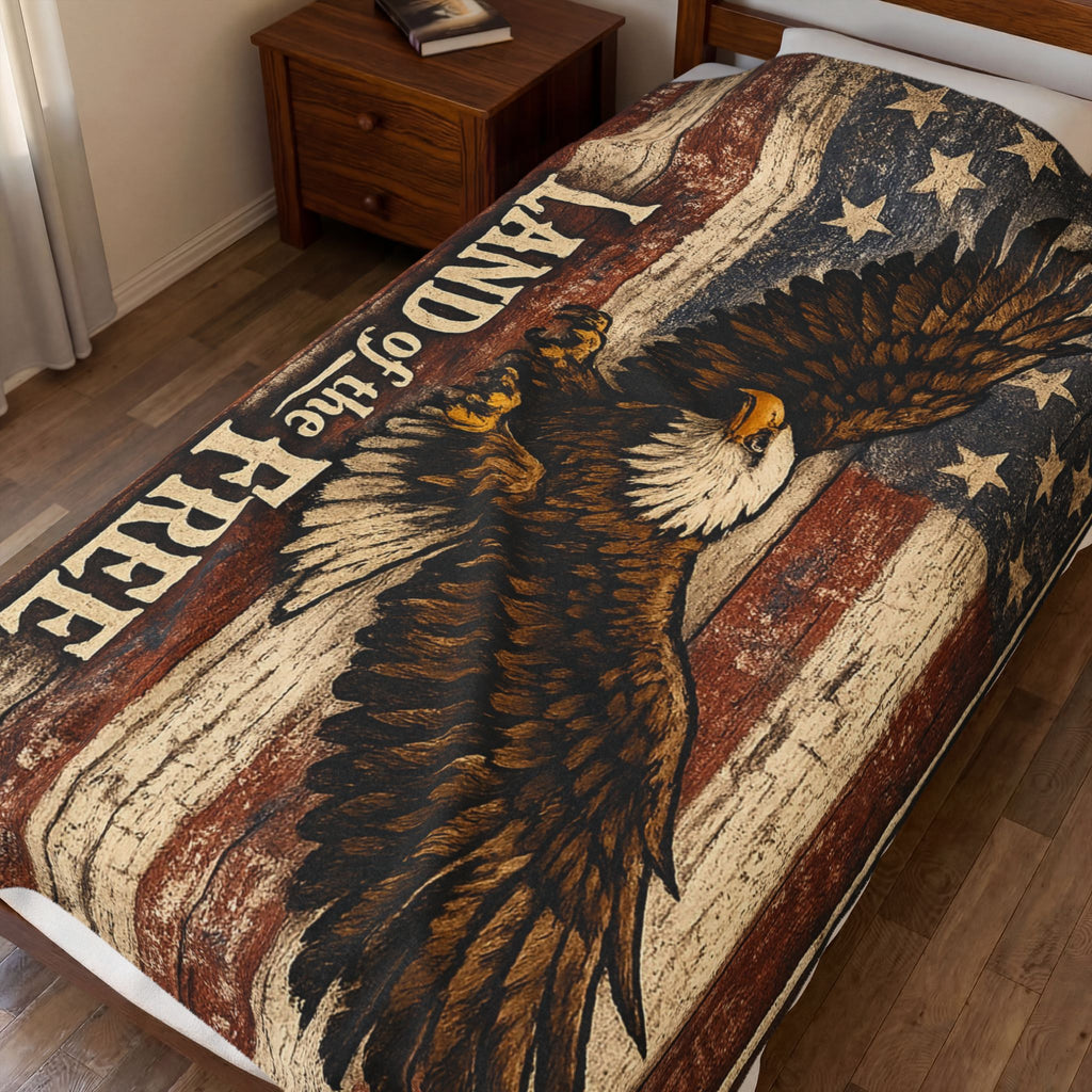 1776 Supply Co. | Land of the Free Velveteen Plush Blanket